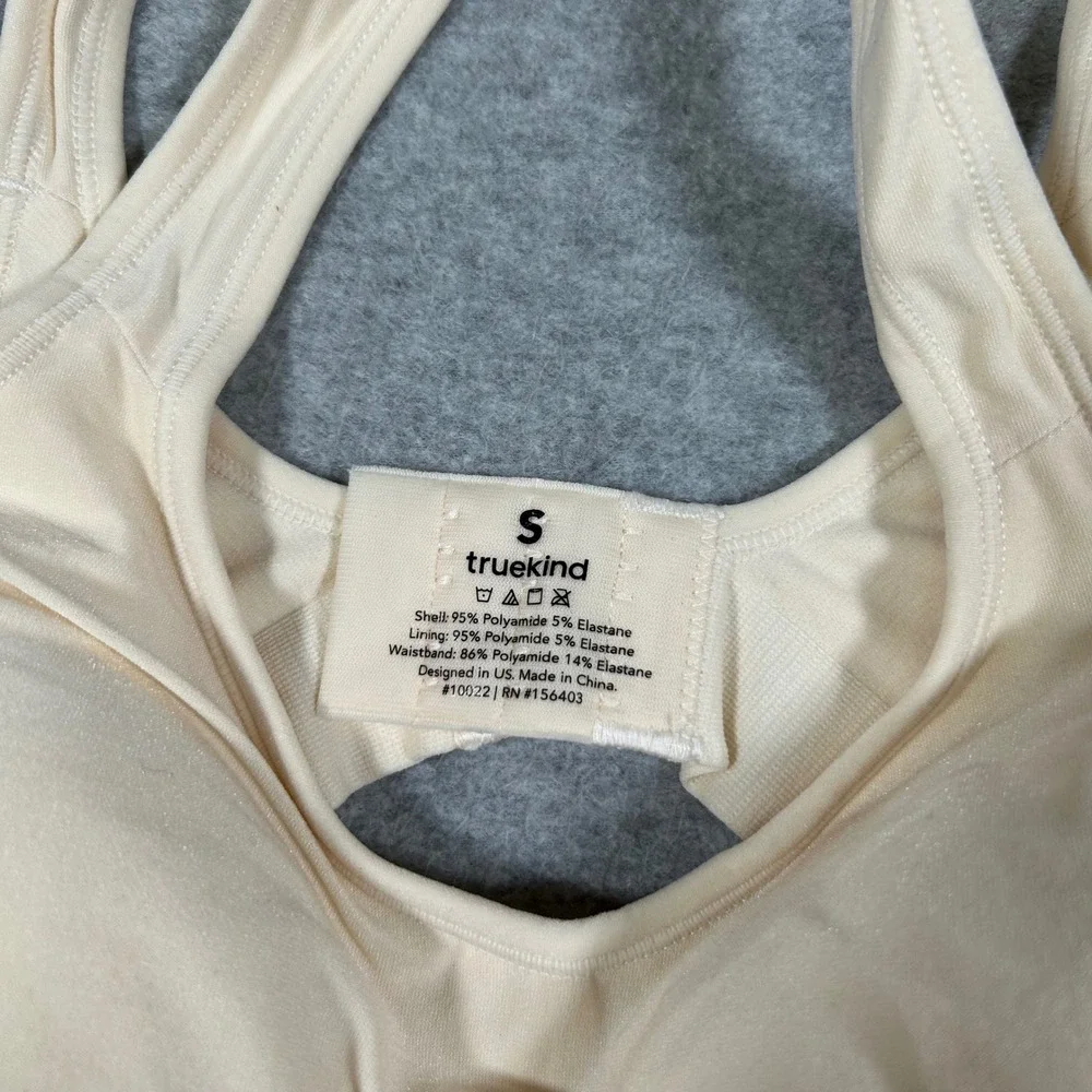 Truekind‎ Daily Comfort Wirefree Shaper Bra Womens Small Beige Light Support Bra